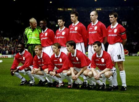 萨卡和史密 萨卡和史密